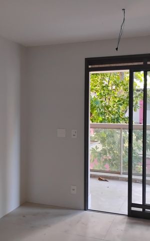 Apartamento à venda com 229m², 4 quartos e 2 vagas Apartamento à venda com 229m², 4 quartos e 2 vagasCozinha