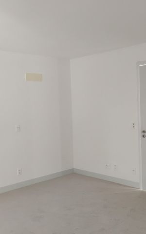 Apartamento à venda com 229m², 4 quartos e 2 vagas Apartamento à venda com 229m², 4 quartos e 2 vagasSuíte 2