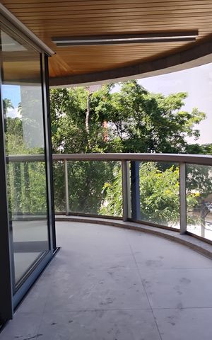 Apartamento à venda com 229m², 4 quartos e 2 vagas Apartamento à venda com 229m², 4 quartos e 2 vagasSala