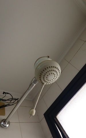 Apartamento à venda com 150m², 3 quartos e 3 vagasBanheiro de Serviço - Chuveiro