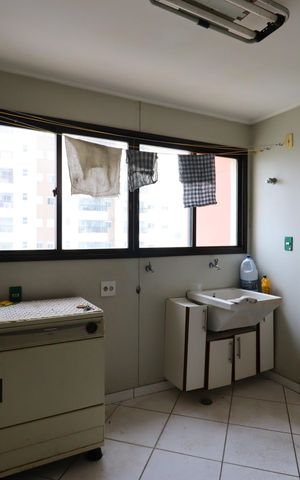 Apartamento à venda com 150m², 3 quartos e 3 vagasÁrea de Serviço