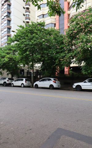 Apartamento à venda com 150m², 3 quartos e 3 vagasFachada