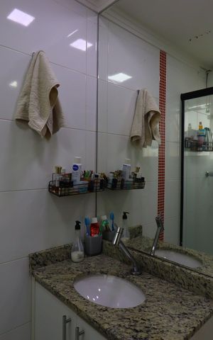 Apartamento à venda com 58m², 2 quartos e 1 vagaBanheiro da Suíte