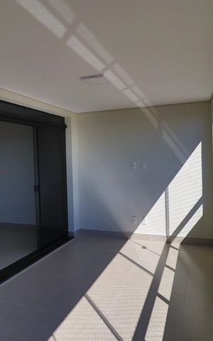 Apartamento para alugar com 110m², 3 quartos e 2 vagasVaranda