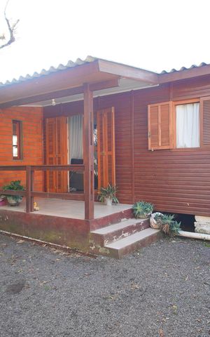 Casa à venda com 65m², 2 quartos e 2 vagasÁrea externa
