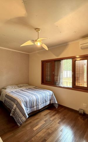 Casa à venda com 329m², 4 quartos e 3 vagas Casa à venda com 329m², 4 quartos e 3 vagasQuarto 2