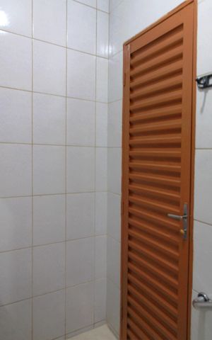 Casa à venda com 281m², 3 quartos e 3 vagasBanheiro de serviço