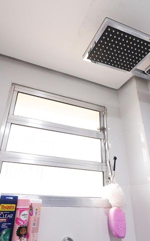 Apartamento à venda com 70m², 2 quartos e 2 vagas Apartamento à venda com 70m², 2 quartos e 2 vagasBanheiro da Suíte