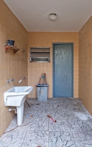 Casa para alugar com 240m², 3 quartos e 3 vagas Casa para alugar com 240m², 3 quartos e 3 vagasLavanderia
