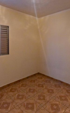 Casa para alugar com 240m², 3 quartos e 3 vagas Casa para alugar com 240m², 3 quartos e 3 vagasQuarto 2