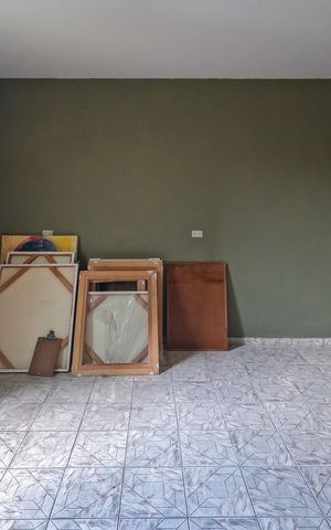 Casa para alugar com 240m², 3 quartos e 3 vagas Casa para alugar com 240m², 3 quartos e 3 vagasQuarto da Edícula