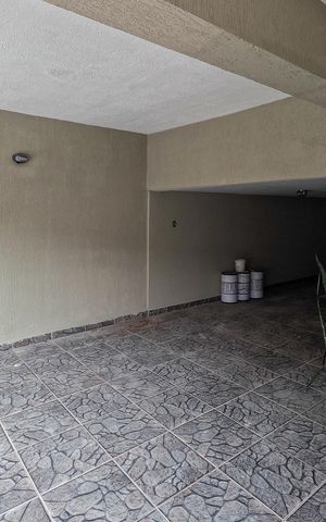 Casa para alugar com 240m², 3 quartos e 3 vagas Casa para alugar com 240m², 3 quartos e 3 vagasGaragem