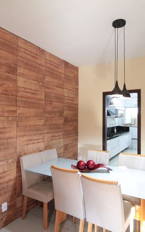 Casa à venda com 150m², 3 quartos e 2 vagasSala