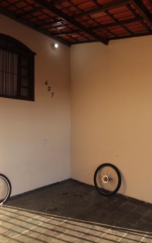 Casa à venda com 150m², 3 quartos e 2 vagasGaragem