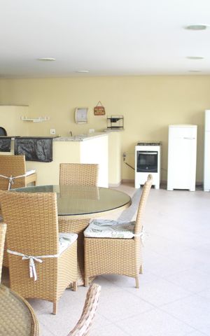 Apartamento à venda com 126m², 3 quartos e 3 vagasÁrea comum - Churrasqueira