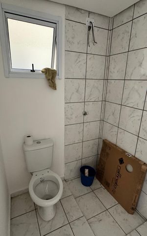 Apartamento à venda com 45m², 2 quartos e 1 vaga Apartamento à venda com 45m², 2 quartos e 1 vagaBanheiro