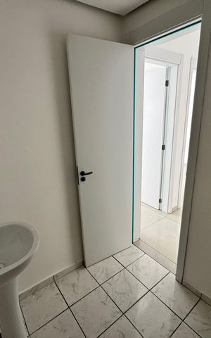 Apartamento à venda com 45m², 2 quartos e 1 vaga Apartamento à venda com 45m², 2 quartos e 1 vagaBanheiro