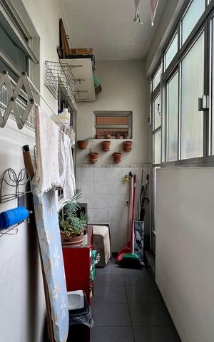 Apartamento à venda com 61m², 1 quarto e sem vagaÁrea de Serviço