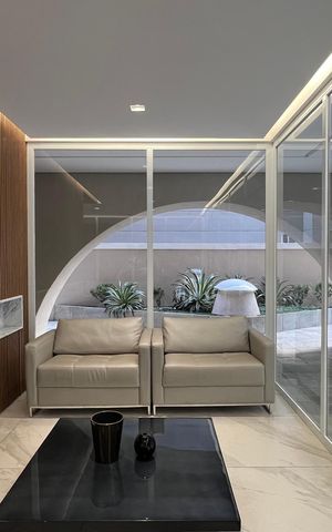 Apartamento à venda com 380m², 4 quartos e 3 vagas Apartamento à venda com 380m², 4 quartos e 3 vagasHall de entrada