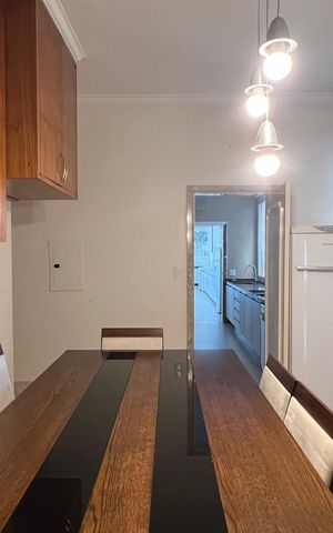 Apartamento à venda com 380m², 4 quartos e 3 vagas Apartamento à venda com 380m², 4 quartos e 3 vagasCopa