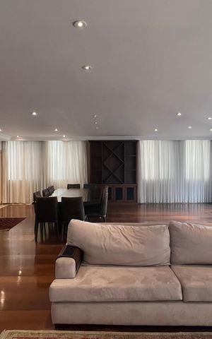 Apartamento à venda com 380m², 4 quartos e 3 vagas Apartamento à venda com 380m², 4 quartos e 3 vagasSalas