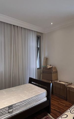 Apartamento à venda com 380m², 4 quartos e 3 vagas Apartamento à venda com 380m², 4 quartos e 3 vagasSuite 1