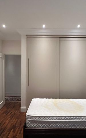 Apartamento à venda com 380m², 4 quartos e 3 vagas Apartamento à venda com 380m², 4 quartos e 3 vagasQuarto 1