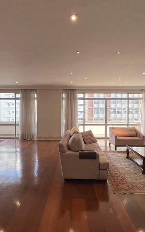 Apartamento à venda com 380m², 4 quartos e 3 vagas Apartamento à venda com 380m², 4 quartos e 3 vagasSalas