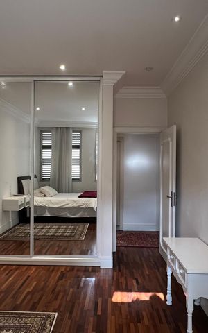 Apartamento à venda com 380m², 4 quartos e 3 vagas Apartamento à venda com 380m², 4 quartos e 3 vagasSuite 2