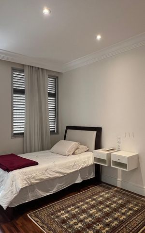 Apartamento à venda com 380m², 4 quartos e 3 vagas Apartamento à venda com 380m², 4 quartos e 3 vagasSuite 2