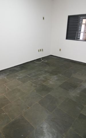 Casa à venda com 166m², 4 quartos e 3 vagasQuarto de Serviço