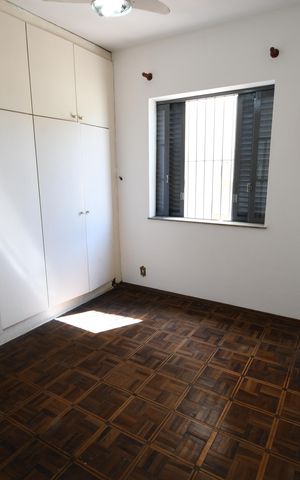 Casa à venda com 166m², 4 quartos e 3 vagasQuarto 3 - Suíte