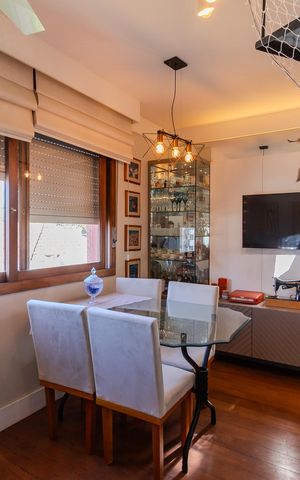 Apartamento à venda com 140m², 2 quartos e 1 vaga Apartamento à venda com 140m², 2 quartos e 1 vagaSala