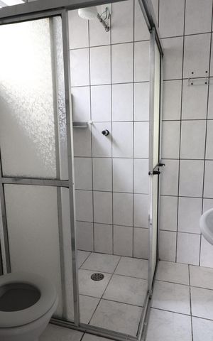 Casa de condomínio à venda com 82m², 1 quarto e 1 vagaBanheiro