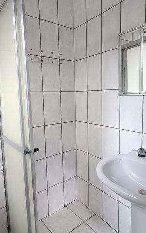 Casa de condomínio à venda com 82m², 1 quarto e 1 vagaBanheiro