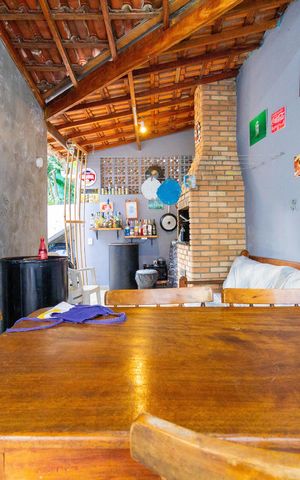 Casa à venda com 380m², 4 quartos e 4 vagas Casa à venda com 380m², 4 quartos e 4 vagasÁrea gourmet