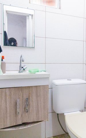 Casa à venda com 380m², 4 quartos e 4 vagas Casa à venda com 380m², 4 quartos e 4 vagasBanheiro 3