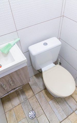 Casa à venda com 380m², 4 quartos e 4 vagas Casa à venda com 380m², 4 quartos e 4 vagasBanheiro 3