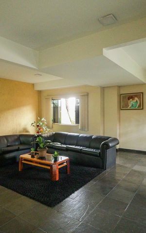 Apartamento à venda com 72m², 2 quartos e 2 vagasHall