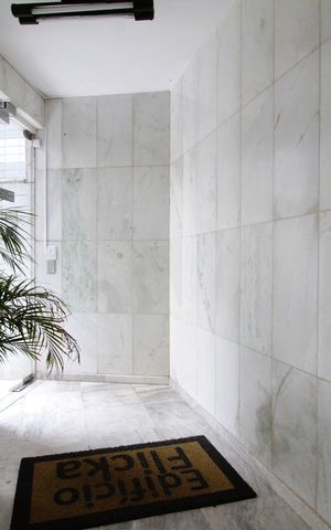 Apartamento à venda com 115m², 3 quartos e 1 vagaÁrea comum - Hall de entrada