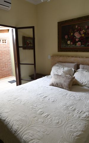 Casa à venda com 282m², 4 quartos e 2 vagasQuarto 4 - Suíte