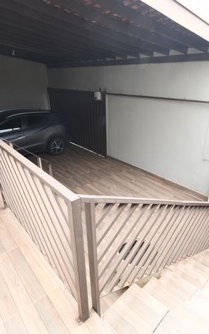 Casa à venda com 282m², 4 quartos e 2 vagasGaragem