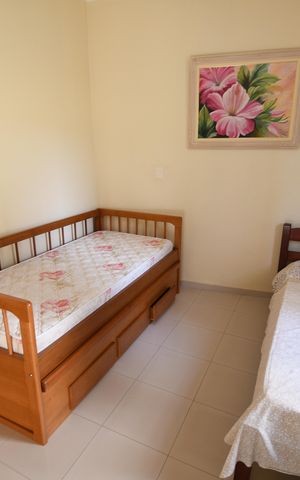 Casa à venda com 282m², 4 quartos e 2 vagasQuarto 2