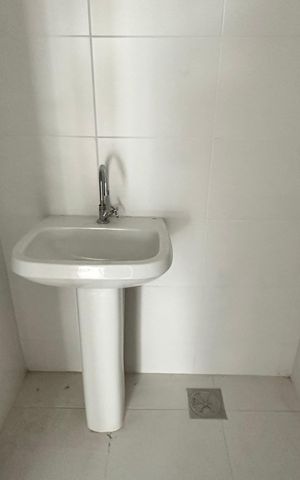 Apartamento à venda com 91m², 2 quartos e 1 vaga Apartamento à venda com 91m², 2 quartos e 1 vagaBanheiro social