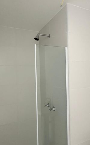 Apartamento à venda com 91m², 2 quartos e 1 vaga Apartamento à venda com 91m², 2 quartos e 1 vagaBanheiro da Suíte