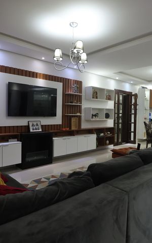 Casa à venda com 170m², 3 quartos e 3 vagasSala