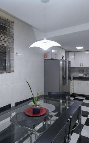 Apartamento à venda com 150m², 3 quartos e 2 vagasCozinha