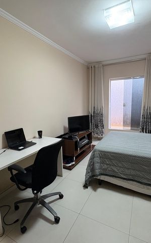 Casa à venda com 259m², 6 quartos e 2 vagasQuarto 1
