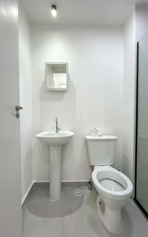 Apartamento para alugar com 37m², 2 quartos e sem vaga Apartamento para alugar com 37m², 2 quartos e sem vagaBanheiro