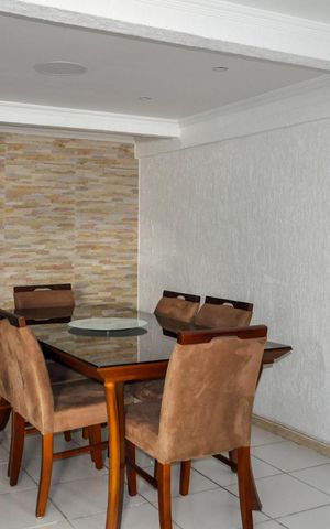 Casa de condomínio à venda com 230m², 3 quartos e 2 vagas Casa de condomínio à venda com 230m², 3 quartos e 2 vagasÁrea Gourmet